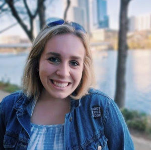 Meet your Posher, Julia